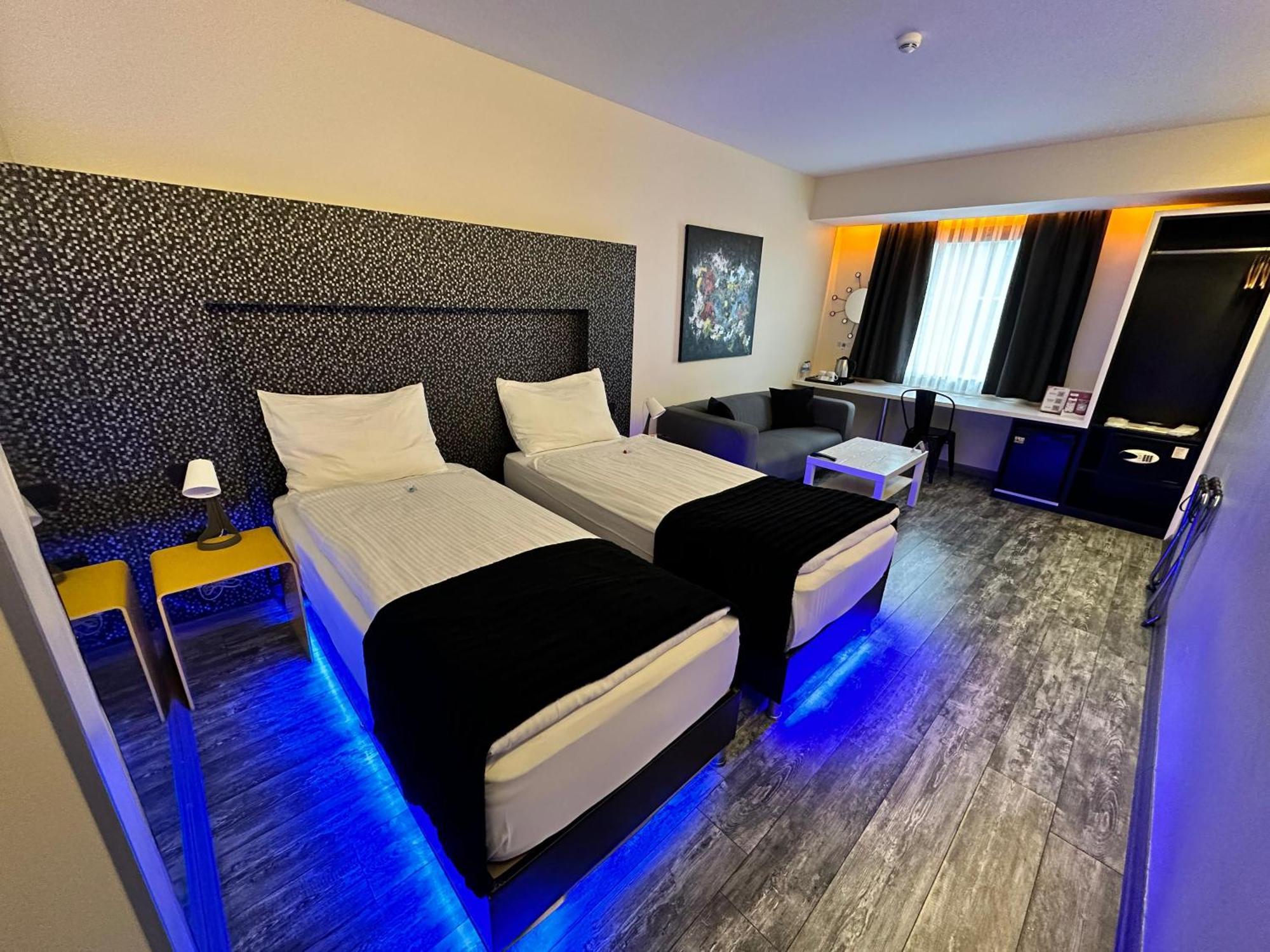 Tempo Hotel Caglayan Istanbul Bagian luar foto