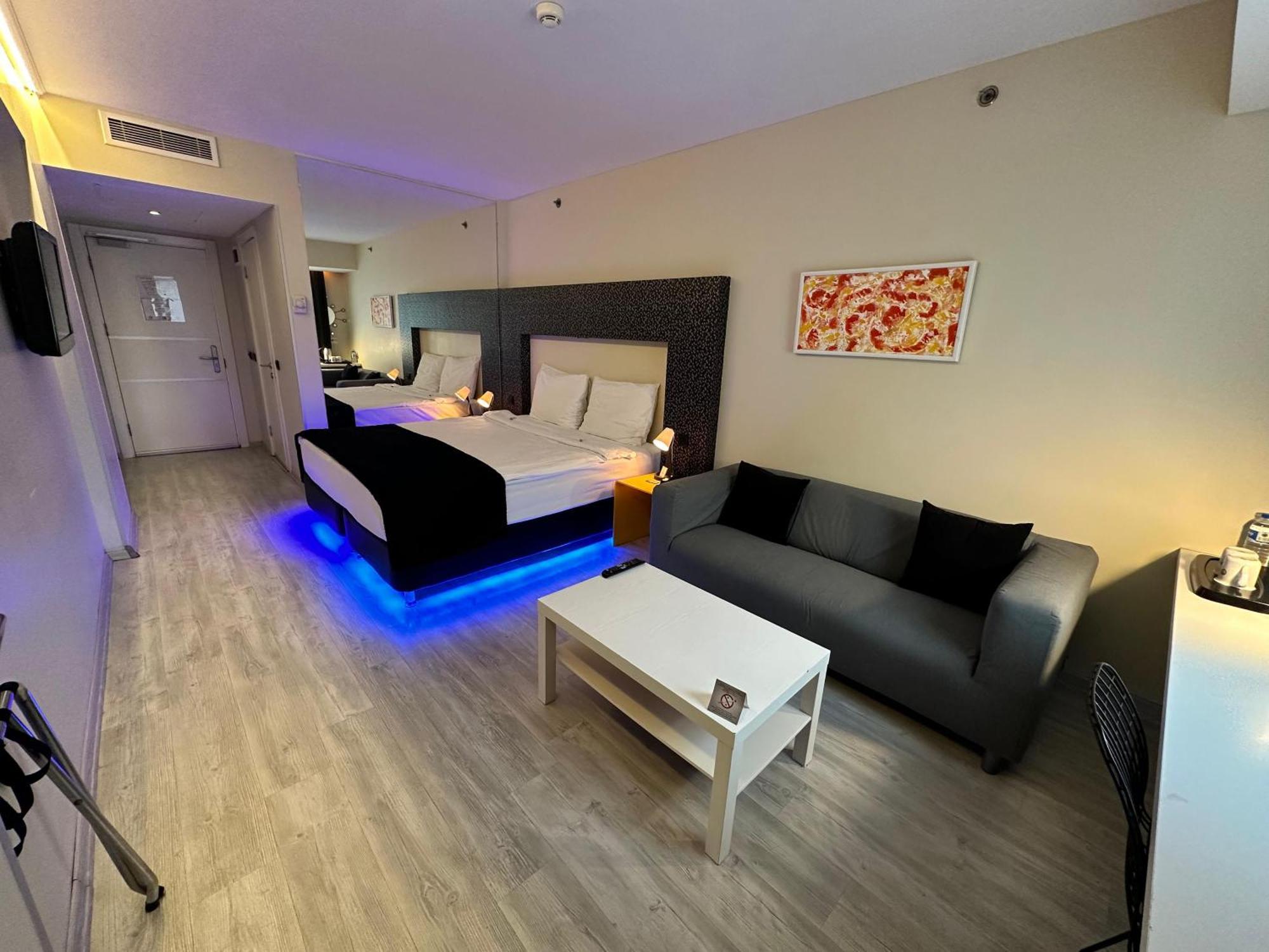 Tempo Hotel Caglayan Istanbul Bagian luar foto