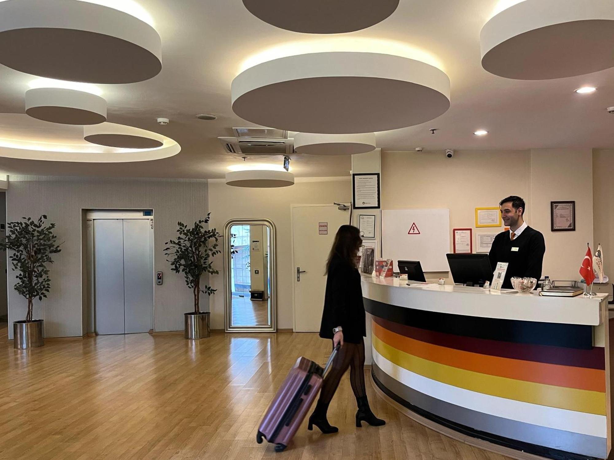 Tempo Hotel Caglayan Istanbul Bagian luar foto