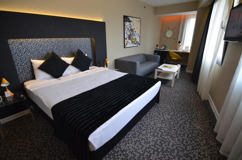 Tempo Hotel Caglayan Istanbul Bagian luar foto